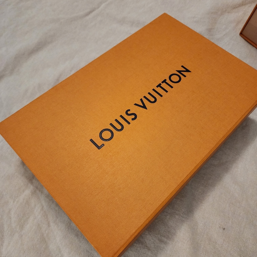 Authentic Louis Vuitton box.